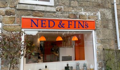 Front of Ned & Fins