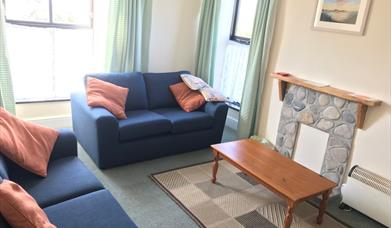 Middle Flat lounge
